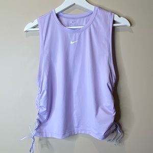 Nike Medium dri-fit tank